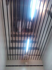 Монтаж подвесных потолков;  Armstrong ,  Люкс-салон ,  Грильято.