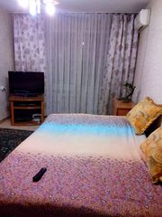 Посуточно сдам 2-х комнатную квартиру, Коктем-3