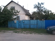 Продаётся 1/2 часть кирпичного дома