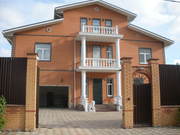 Земельный участок 15 соток с 3х этажным домом. 